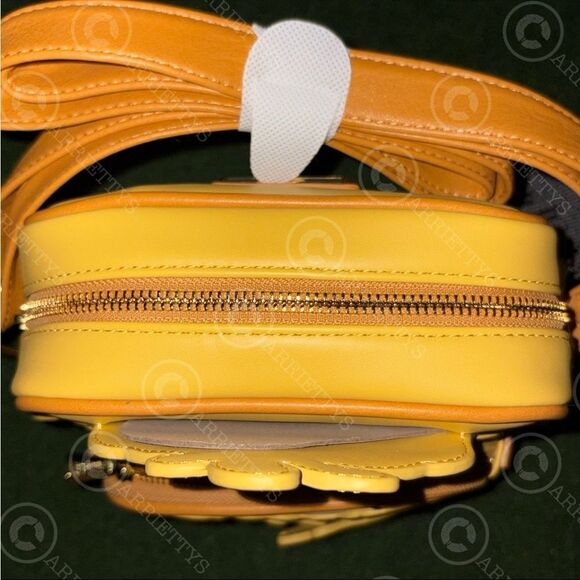 💎NEW Unreleased Disney Loungefly lilo & stitch Reuben sandwhich Crossbody bag - Picture 5 of 5